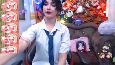 Snapshot of ravenn_20 chatting on 01.15.25 RavenN online show from 01.15.25