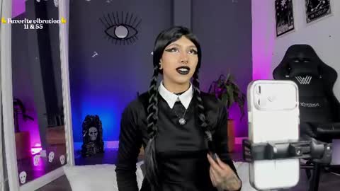 Snapshot of ravenwitch_ chatting on 06.27.26 Raven Witch online show from 06.27.26