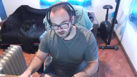 ravingr3d3 online show from 02.11.25