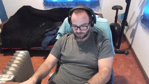 ravingr3d3 online show from 02.11.25