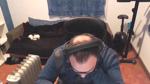 ravingr3d3 online show from 02.13.25