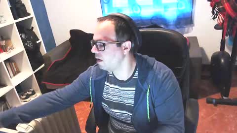 ravingr3d3 online show from 02.18.25