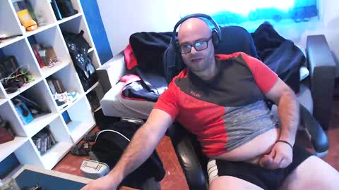 ravingr3d3 online show from 02.20.25