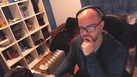 ravingr3d3 online show from 02.26.25