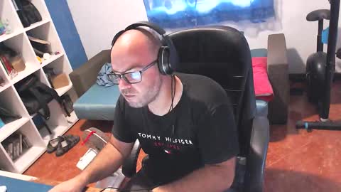 ravingr3d3 online show from 09.10.25