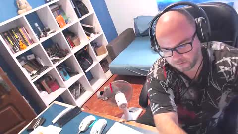 ravingr3d3 online show from 09.11.25