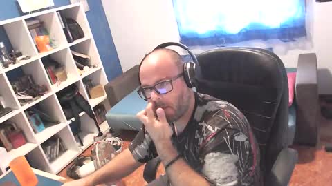 ravingr3d3 online show from 09.16.25