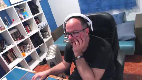 ravingr3d3 online show from 04.04.26