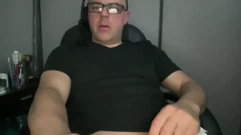 Snapshot of ray_fucks323 chatting on 03.26.26 ray_fucks323 online show from 03.26.26