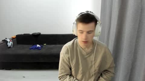 Snapshot of ray_hill chatting on 04.01.26 Ray online show from 04.01.26