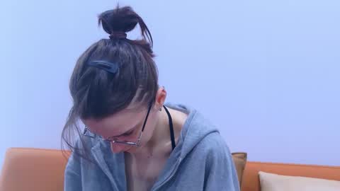 Ray-Ray online show from 12.19.25