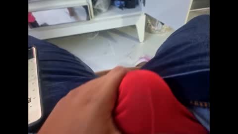 Snapshot of ray_rey1210 chatting on 02.24.26 ray_rey1210 online show from 02.24.26