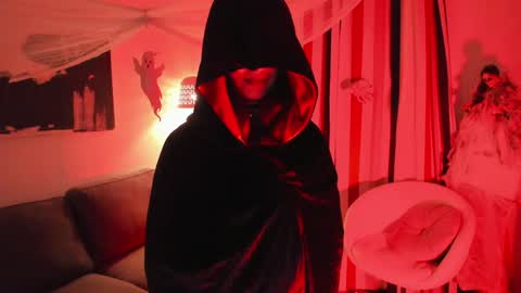 Snapshot of raychell_black chatting on 10.31.25 Raychell Black online show from 10.31.25