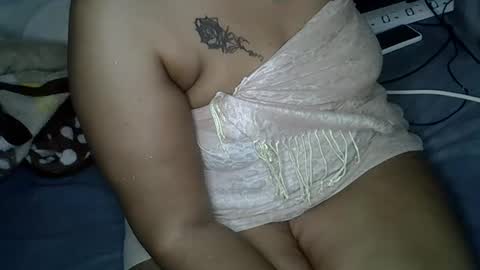 Snapshot of raylee810889 chatting on 11.07.25 raylee810889 online show from 11.07.25