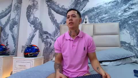 Raymond Stonee online show from 01.11.25