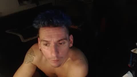 Rayzel online show from 11.10.25