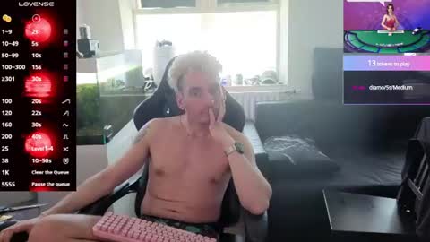 Rayzel White online show from 06.21.26
