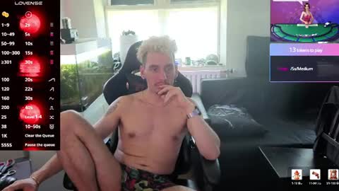 Rayzel White online show from 06.22.26