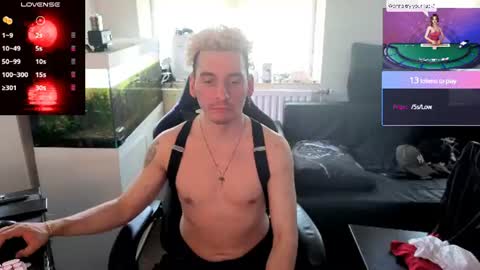 Rayzel White online show from 07.02.26