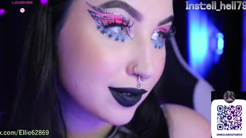 My kittensIm on vacation until July 25th. You can join the fan club  free content  online show from 09.29.25