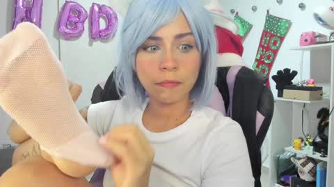 Snapshot of rea_winry chatting on 12.11.24 Rea online show from 12.11.24