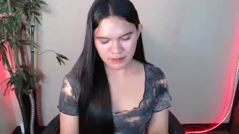 Snapshot of ready2care4youbabe chatting on 04.27.26 Beth online show from 04.27.26