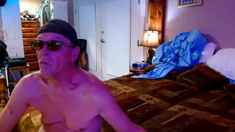 Snapshot of ready4aride2day chatting on 12.02.24 ready4aride2day online show from 12.02.24