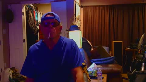 Snapshot of ready4aride2day chatting on 12.10.24 ready4aride2day online show from 12.10.24