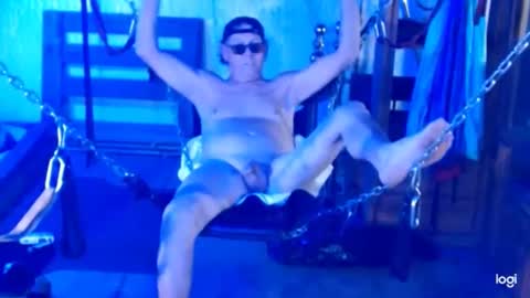 Snapshot of ready4aride2day chatting on 12.27.24 ready4aride2day online show from 12.27.24