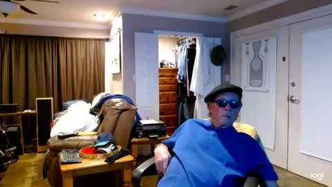 Snapshot of ready4aride2day chatting on 11.09.25 ready4aride2day online show from 11.09.25