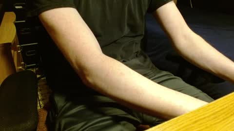 Scrappy Coco online show from 04.08.26