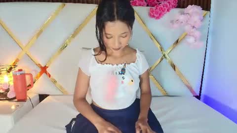 Snapshot of real_doncella_pussy chatting on 06.19.26 DONCELLA online show from 06.19.26