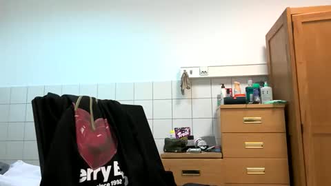 Rey online show from 04.25.26