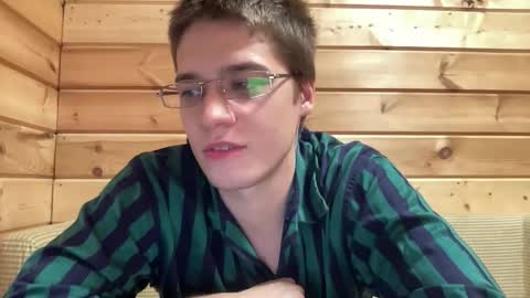 AliceEve online show from 10.03.25