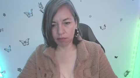 Snapshot of rebbeca09 chatting on 06.07.26 Rebbeca online show from 06.07.26