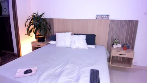 I invite you to my birthday on November 3th  online show from 01.13.26