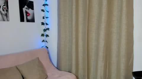 Snapshot of rebeca_marchetti chatting on 07.24.26 Rebeca Marchetti online show from 07.24.26