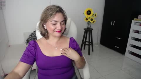 REBECA online show from 02.04.25