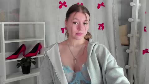 rebecca_____ online show from 01.10.25