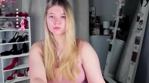 rebecca_____ online show from 02.11.26