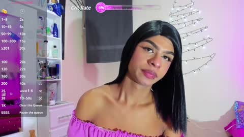 Snapshot of rebecca_adad18 chatting on 12.10.24 rebecca online show from 12.10.24