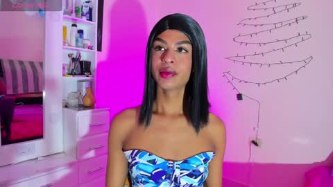 Snapshot of rebecca_adad18 chatting on 12.13.24 rebecca online show from 12.13.24