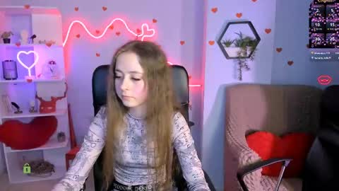 rebecca_smile_ online show from 04.18.26