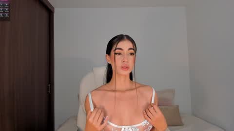 Rebecca online show from 01.30.25