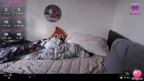 rebeccasummercam online show from 09.15.25