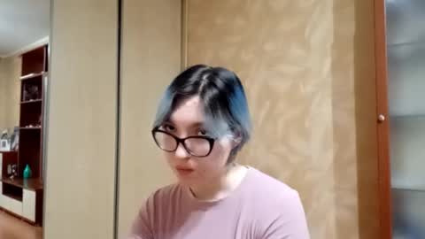 Snapshot of rebeckaaspinwall chatting on 02.18.26 Zoe online show from 02.18.26