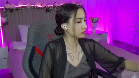 rebeckathornton online show from 12.17.25