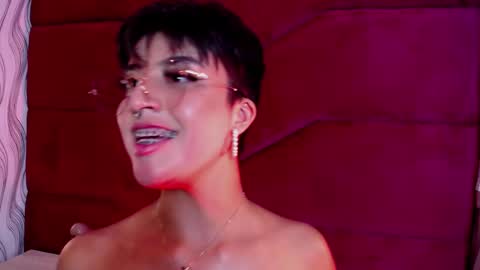 Snapshot of rebeka_baker chatting on 01.28.25 REBEKA online show from 01.28.25