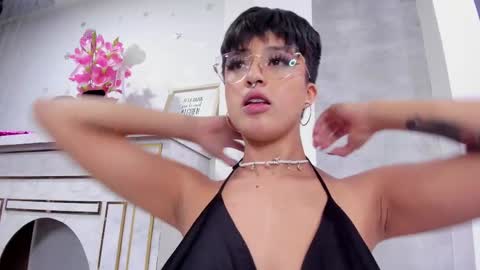 Snapshot of rebeka_baker chatting on 03.08.25 REBEKA online show from 03.08.25