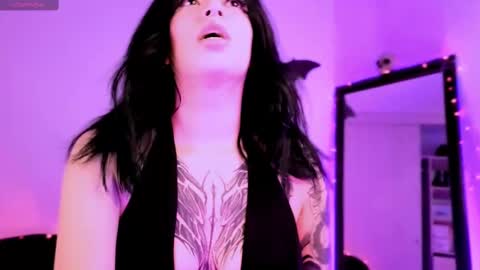 Rebekah online show from 09.24.25